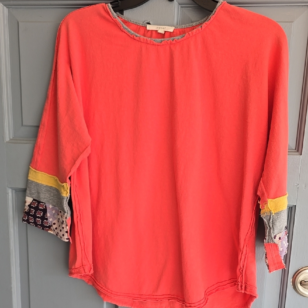 Easel small Coral Top with Patterned Sleeves